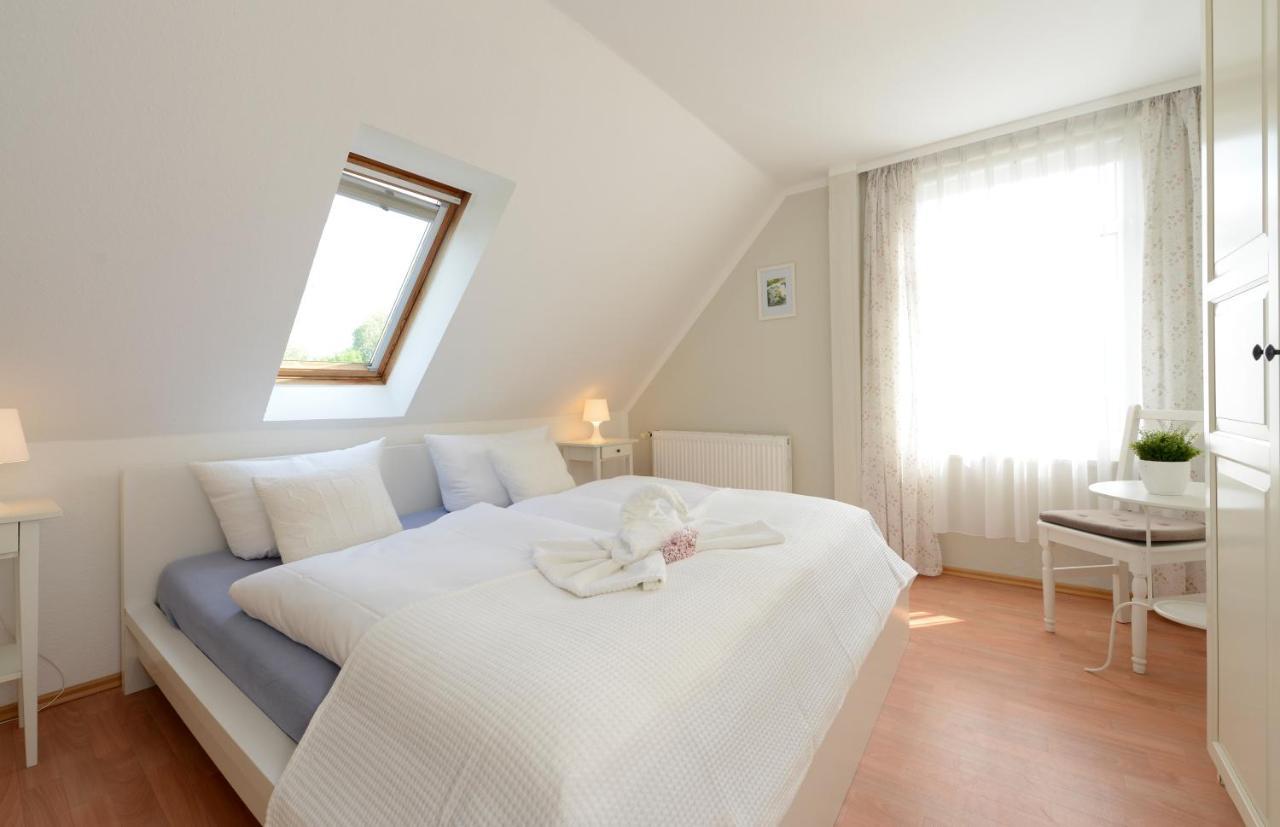 Ferienhaus für 8 Personen mit Kamin&Terrasse Boltenhagen  Exterior foto